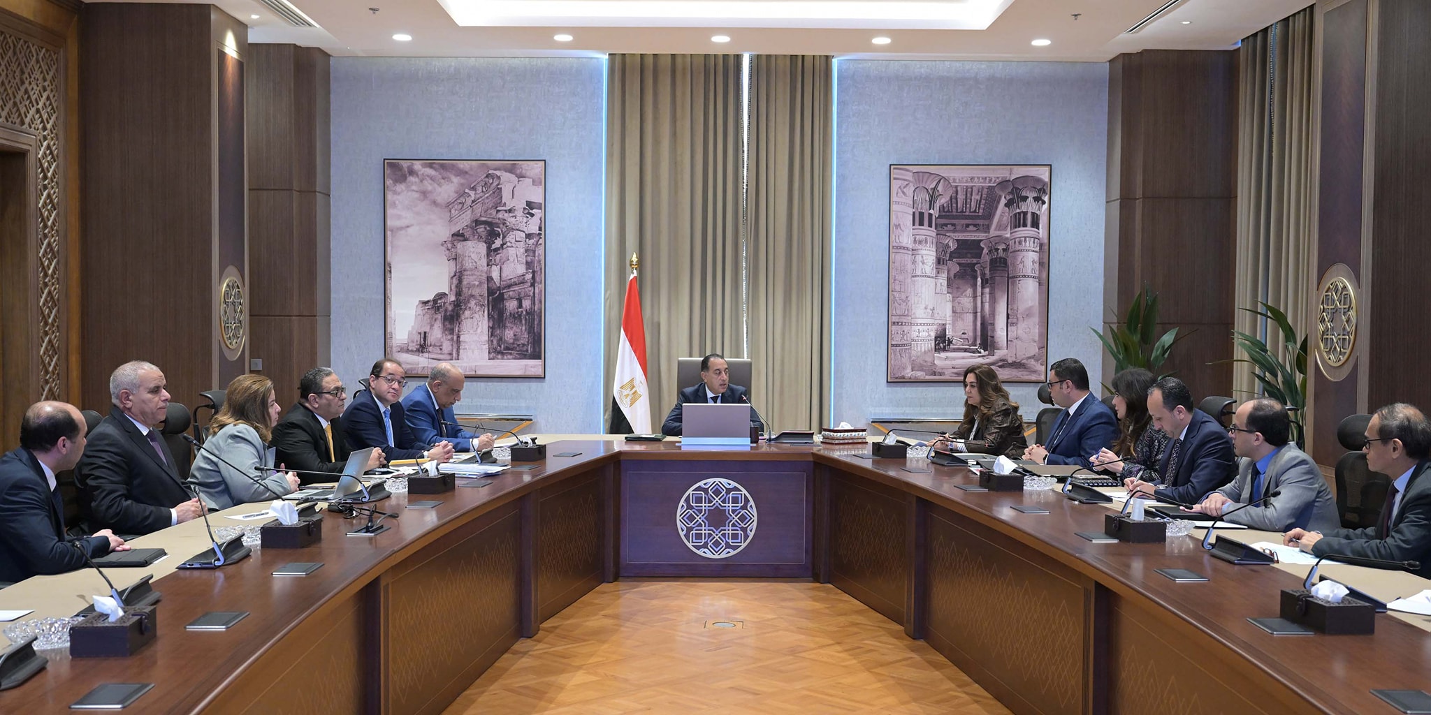 رئيس الوزراء يتابع موقف تمويل مبادرة سكن لكل المصريين