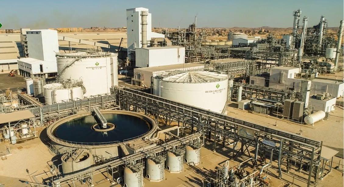وزير قطاع الأعمال يجري زيارة لشركة كيما للأسمدة