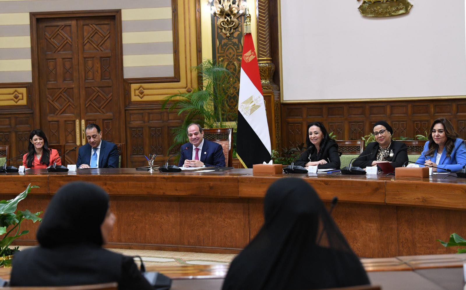 الرئيس السيسي في لقاء المرأة المصرية والأم المثالية