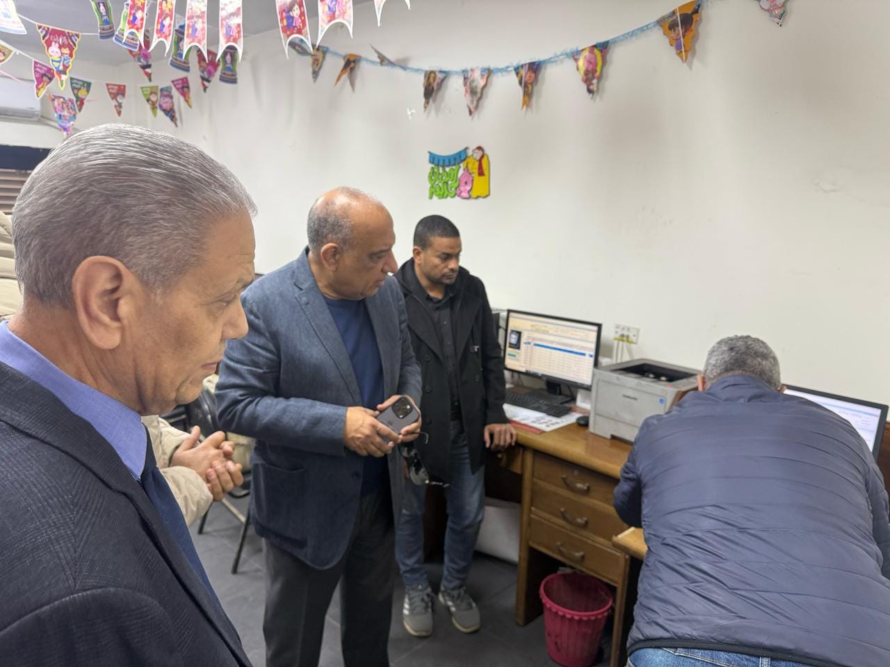 وزير الكهرباء يتفقد شركة شمال القاهرة لتوزيع الكهرباء