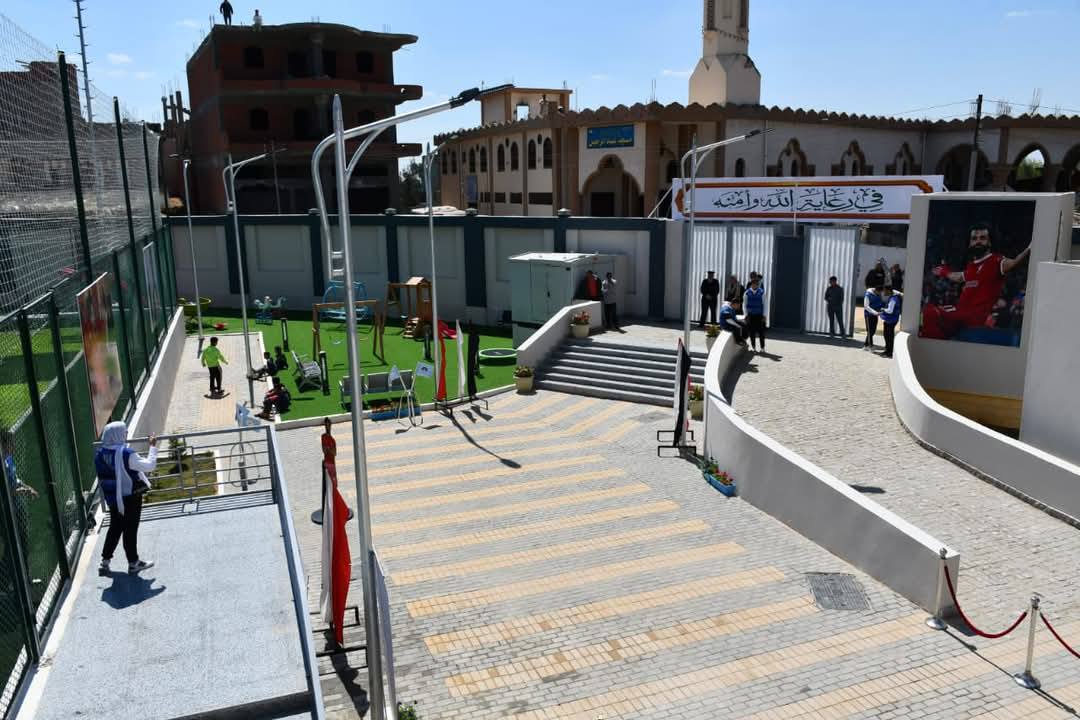 وزير الرياضة ورئيس الهيئة العربية للتصنيع يفتتحان مركز شباب محمد صلاح