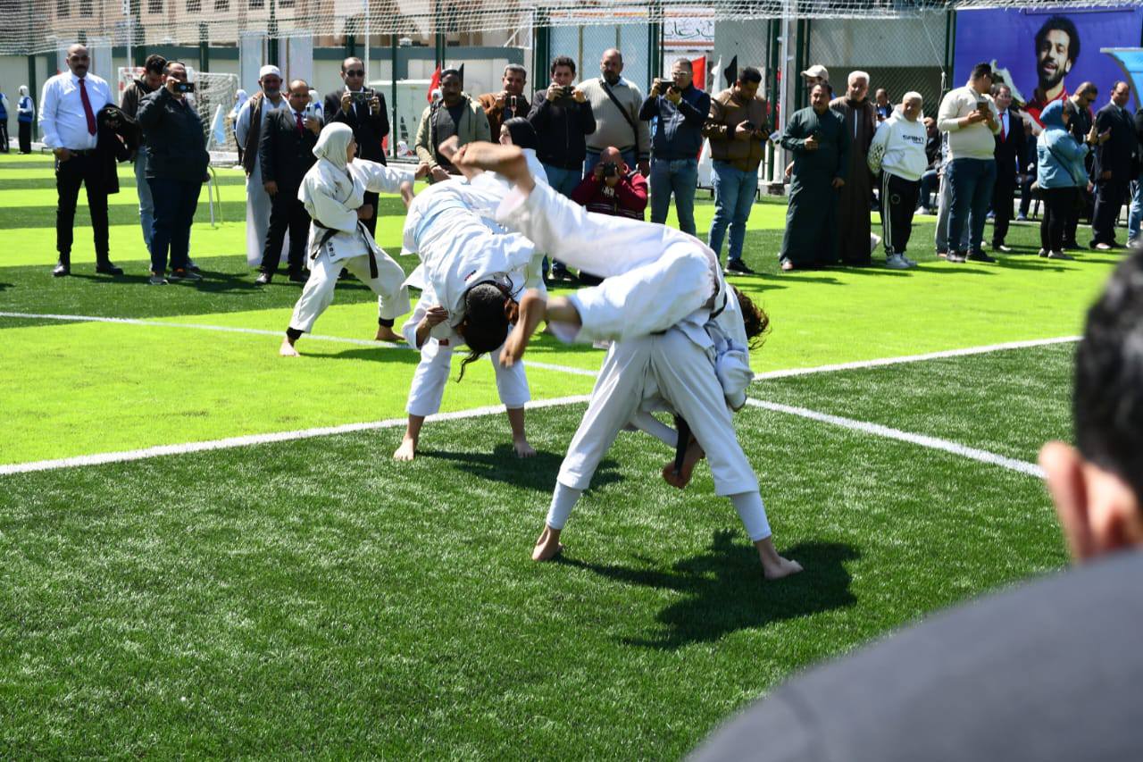 وزير الرياضة ورئيس الهيئة العربية للتصنيع يفتتحان مركز شباب محمد صلاح