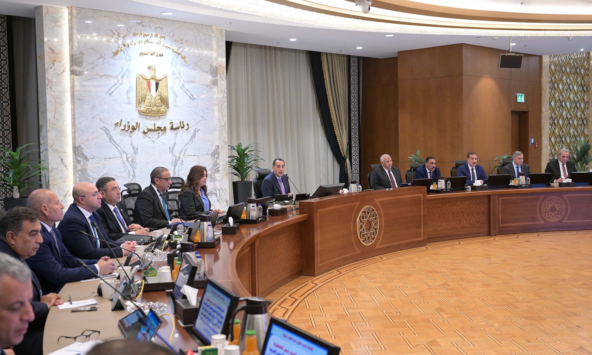 رئيس الوزراء يترأس الاجتماع السادس لمجلس المحافظين