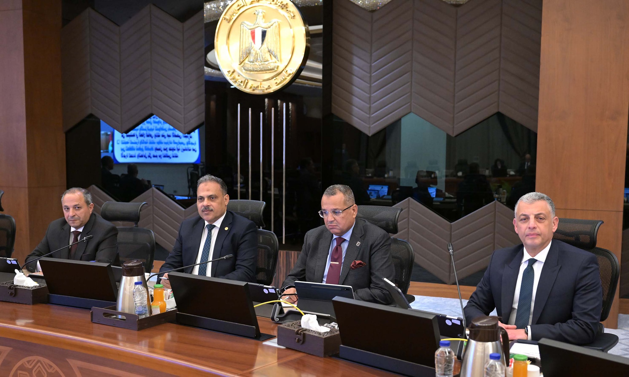 رئيس الوزراء يترأس الاجتماع السادس لمجلس المحافظين