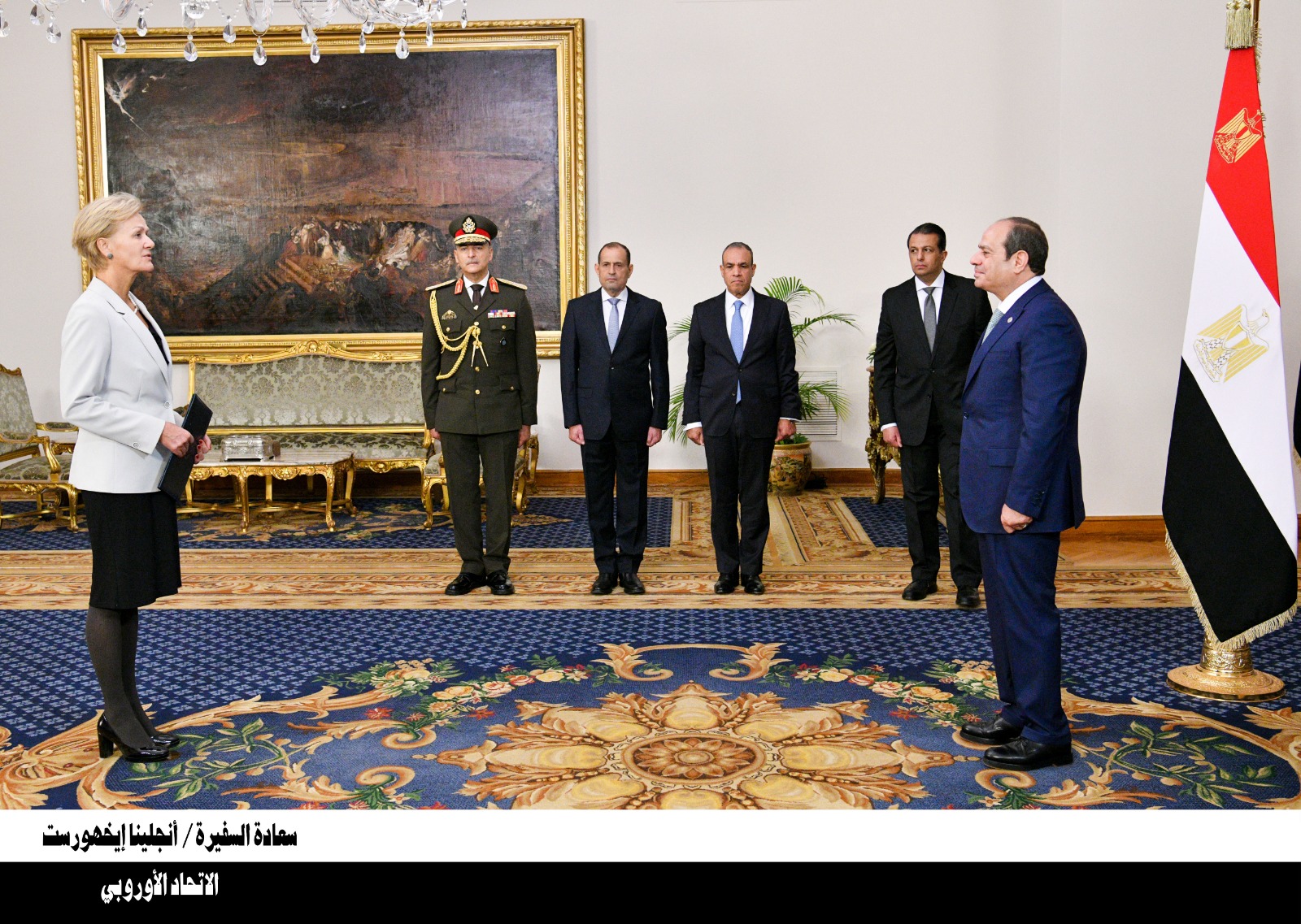 الرئيس السيسي يتسلم أوراق اعتماد 23 سفيرا جديدا
