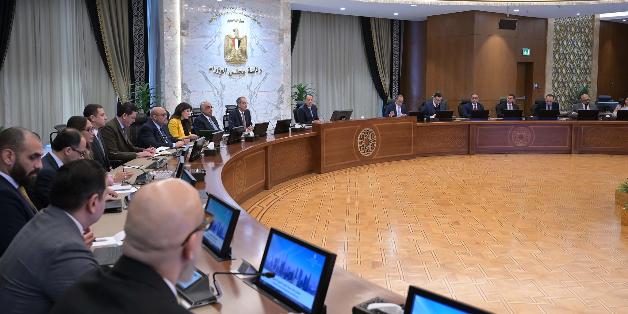 رئيس الوزراء يُتابع ملف تصدير العقار