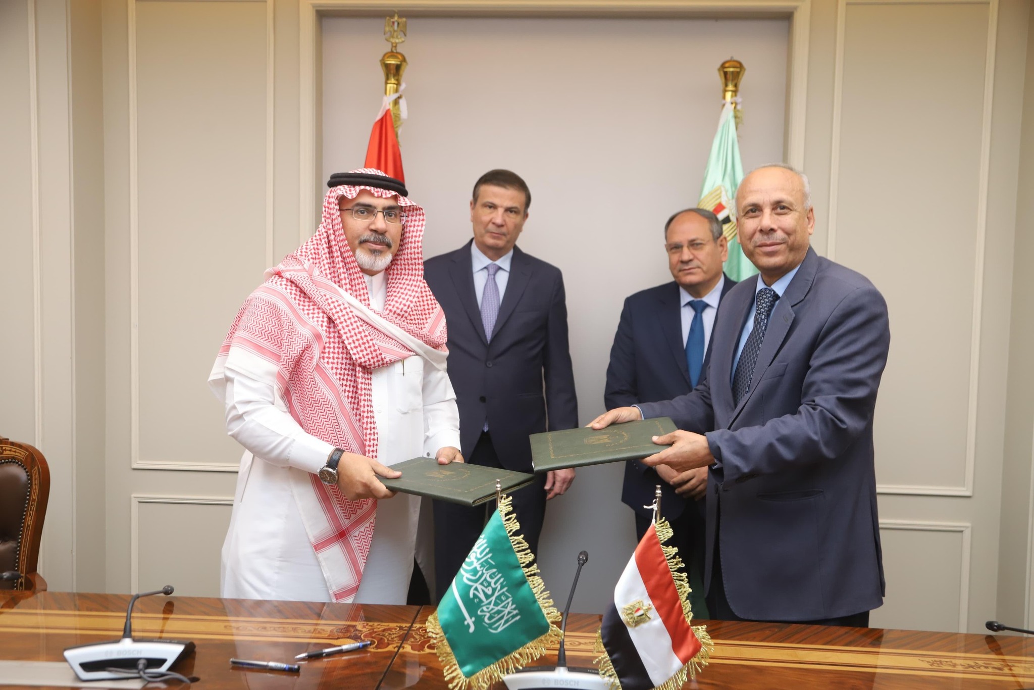 وزير الزراعة يشهد توقيع اتفاق مصري سعودي