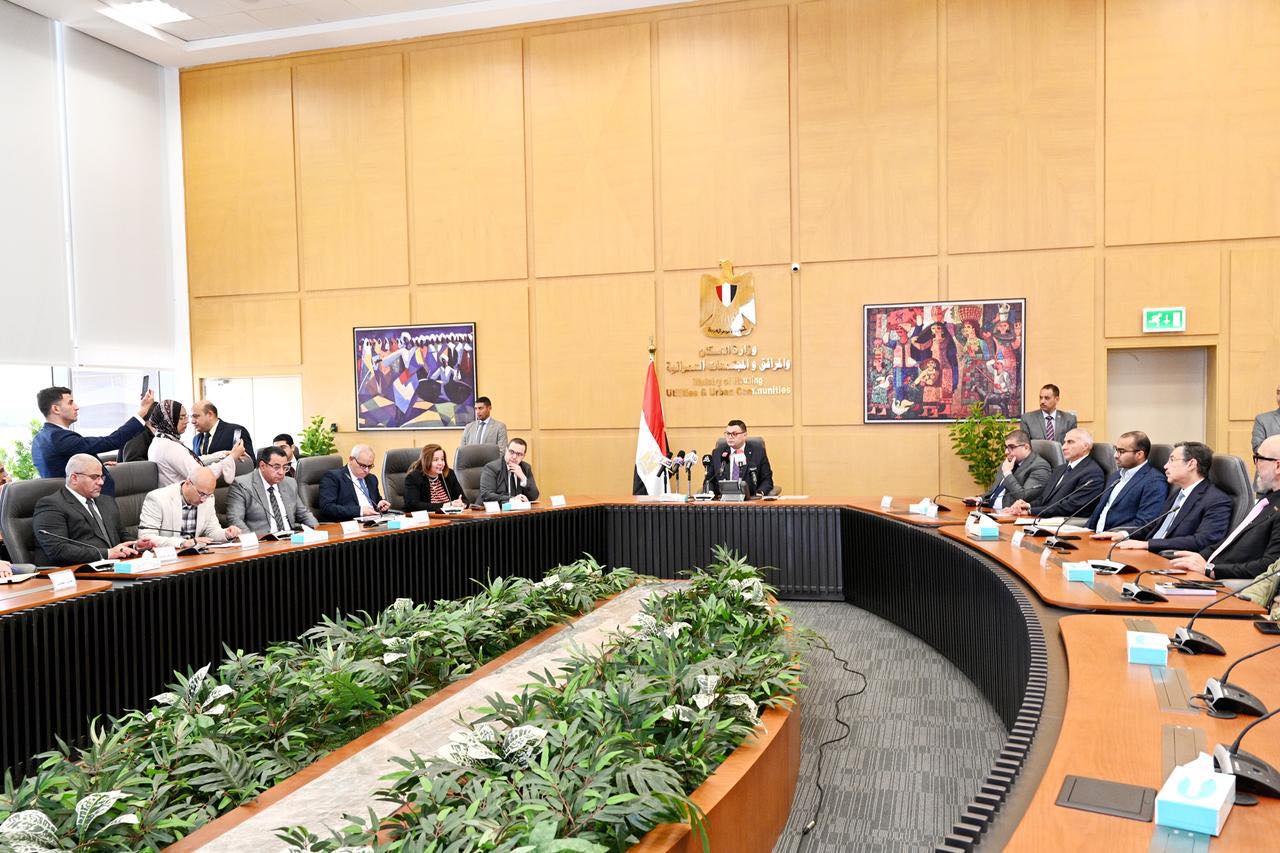 وزير الإسكان يعلن تفاصيل أكبر طرح للوحدات السكنية