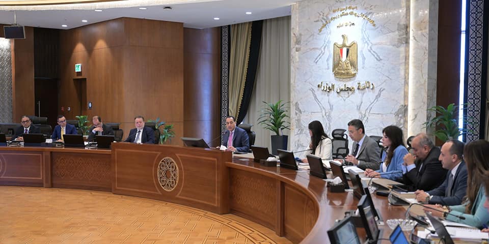 رئيس الوزراء يترأس اجتماع المجموعة الوزارية الاقتصادية