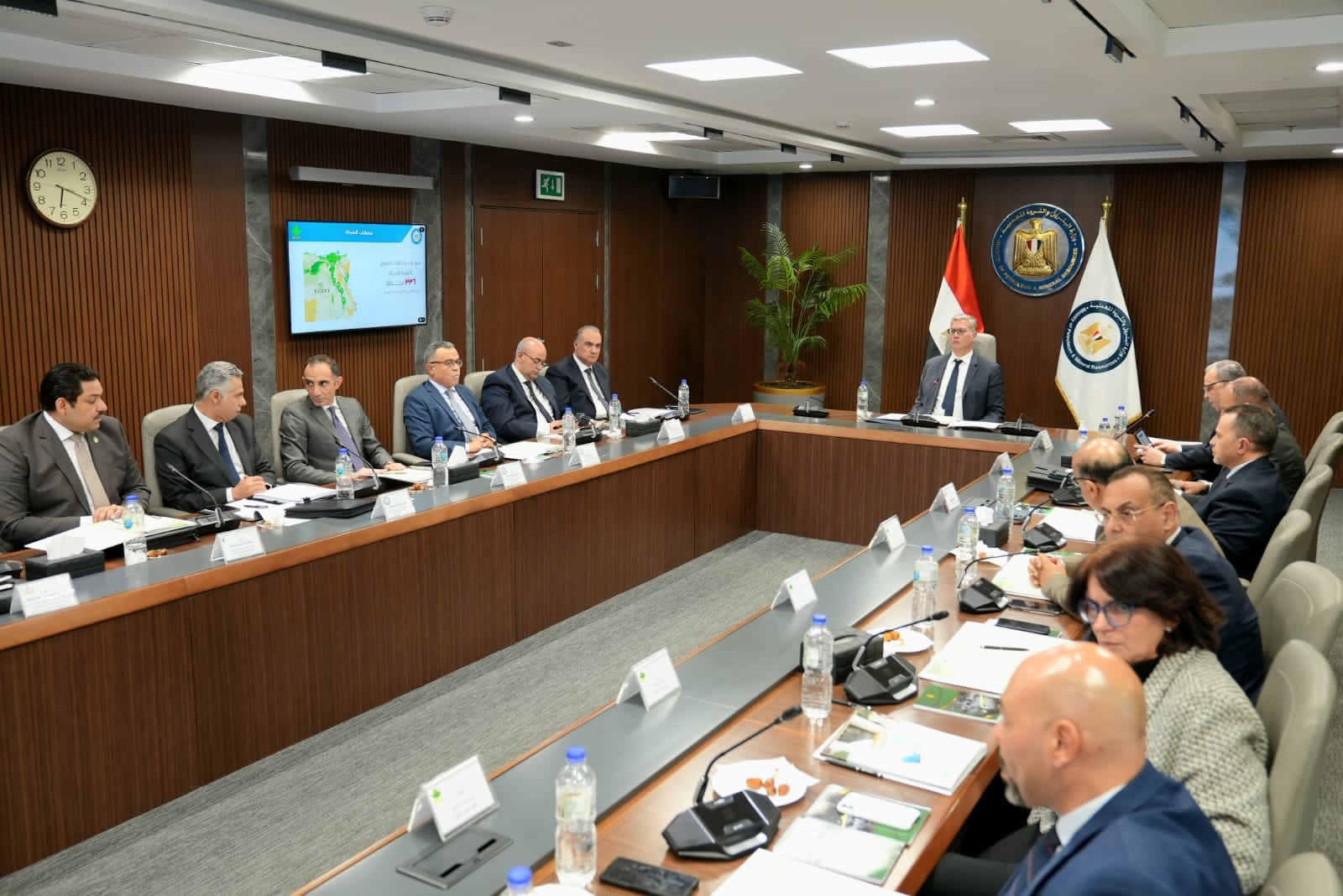 وزير البترول يشهد الجمعية العامة لشركة كارجاس
