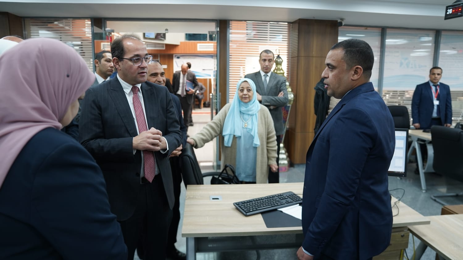 كجوك يتابع ميدانيًا تطبيق حزمة التسهيلات بالمراكز الضريبية