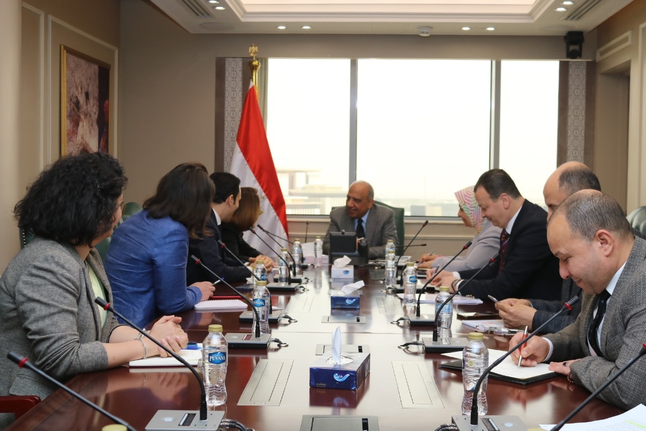 وزير الكهرباء مع وفد مجموعة E D F الفرنسية