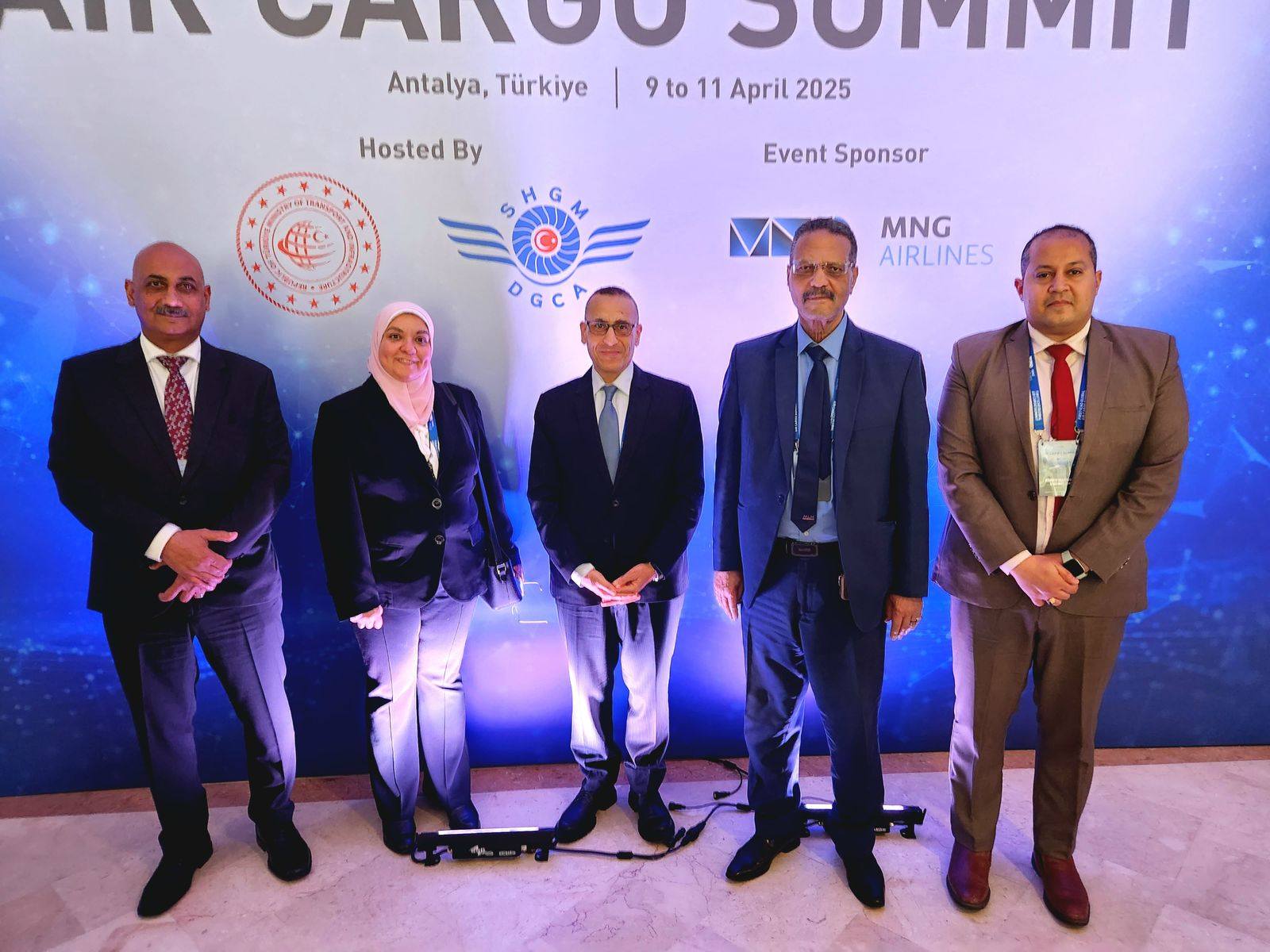 وفد مصري يشارك في القمة العالمية الأولى للشحن الجوي