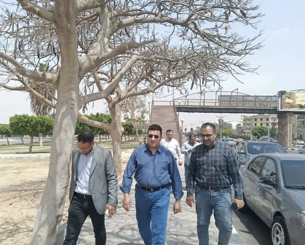 وزير الإسكان يُتابع أعمال تطوير الطرق بالمدن الجديدة