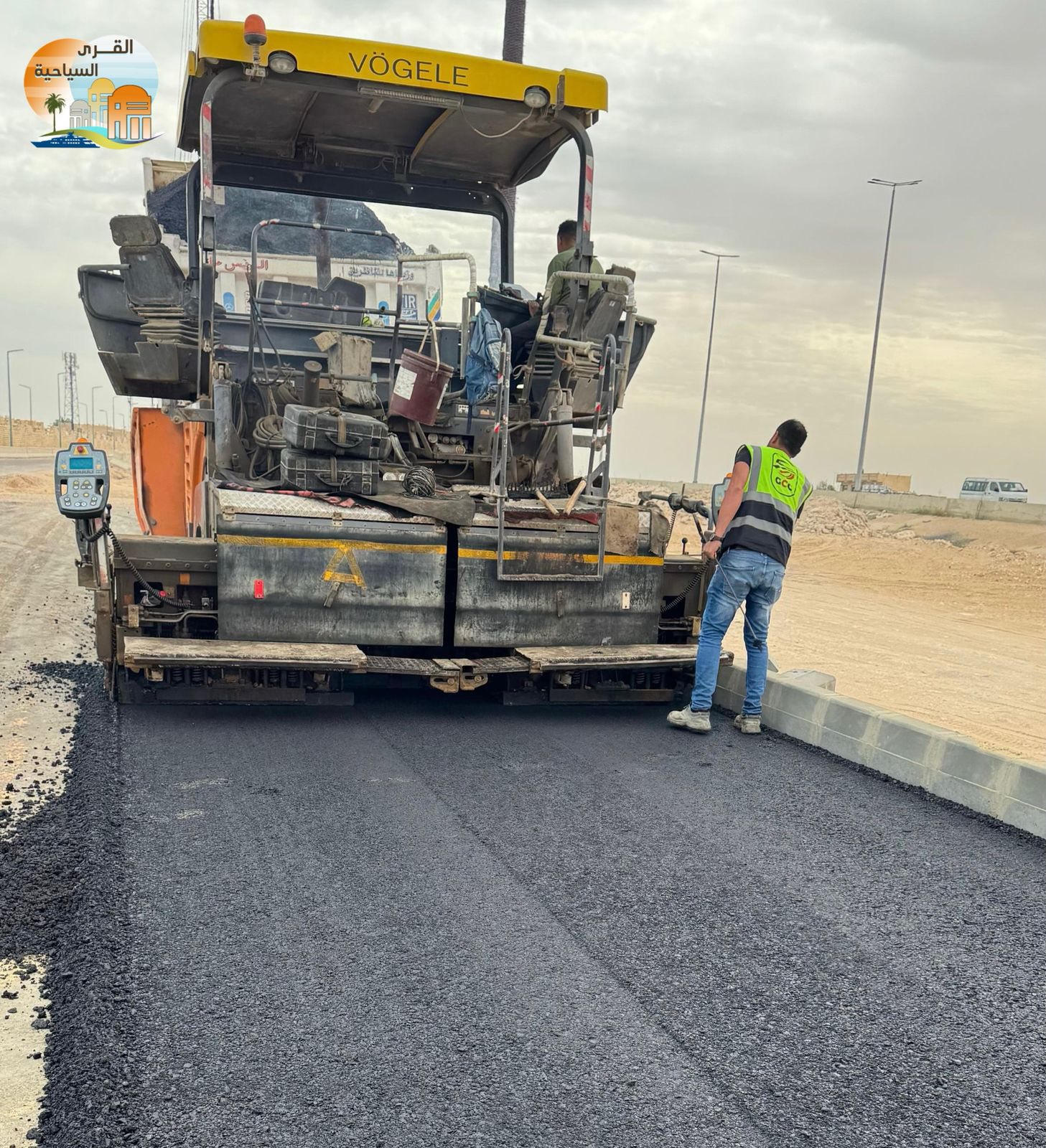 وزير الإسكان يُتابع أعمال تطوير الطرق بالمدن الجديدة