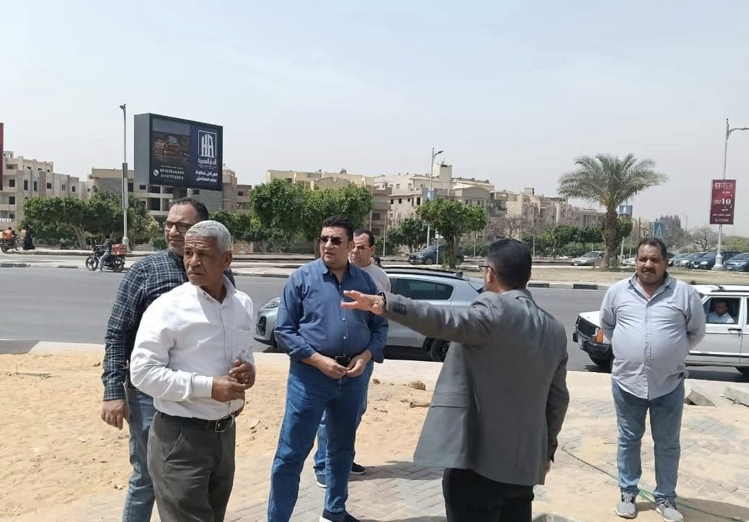 وزير الإسكان يُتابع أعمال تطوير الطرق بالمدن الجديدة