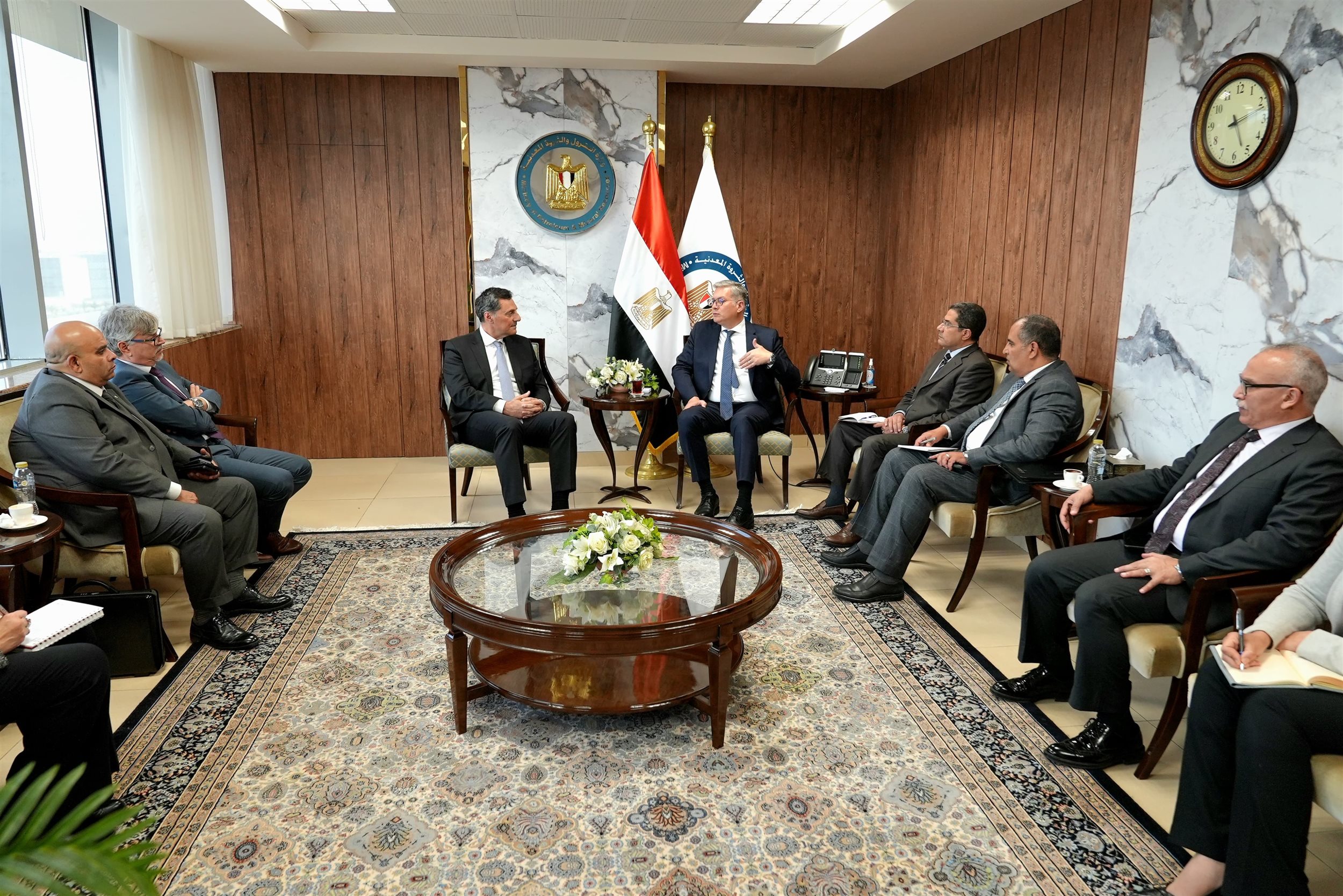 وزير البترول يستقبل رئيس شركة انرجين اليونانية
