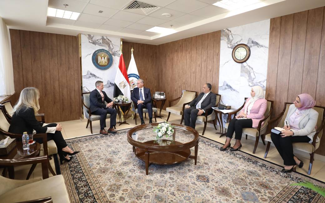 وزير البترول يلتقي رئيس شركة كابريكورن إنرجى البريطانية