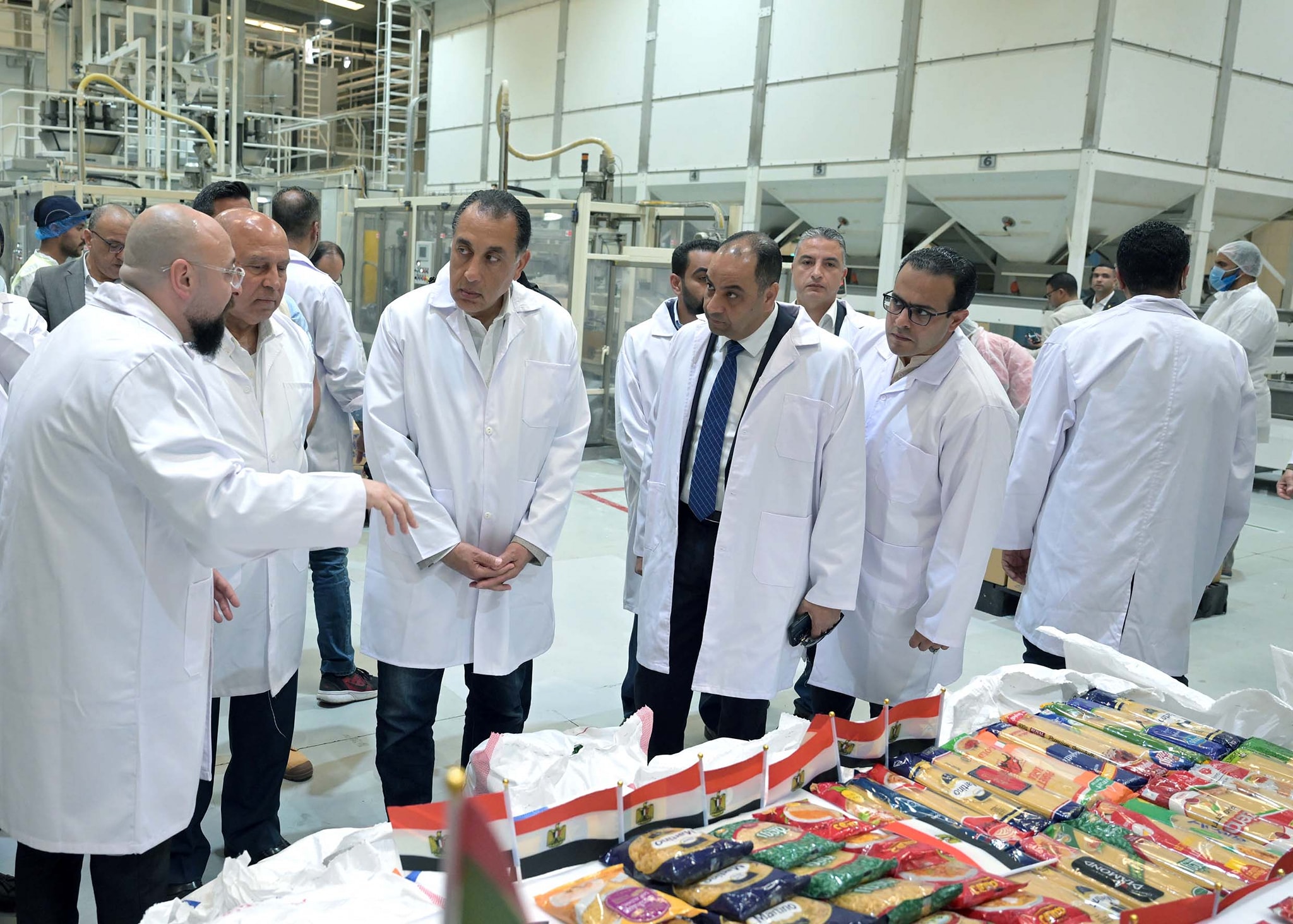 رئيس الوزراء يتفقد مصانع مجموعة المصرية السويسرية للمكرونة