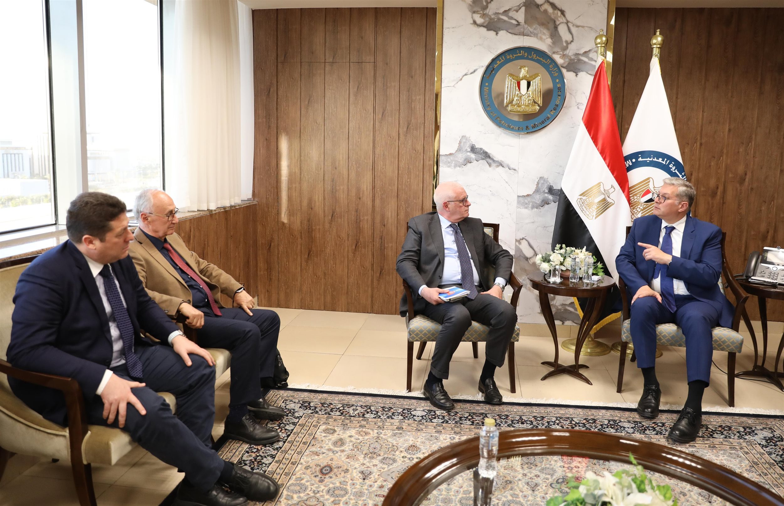 وزير البترول يستقبل رئيس شركة تكنيب إنرجيز الإيطالية