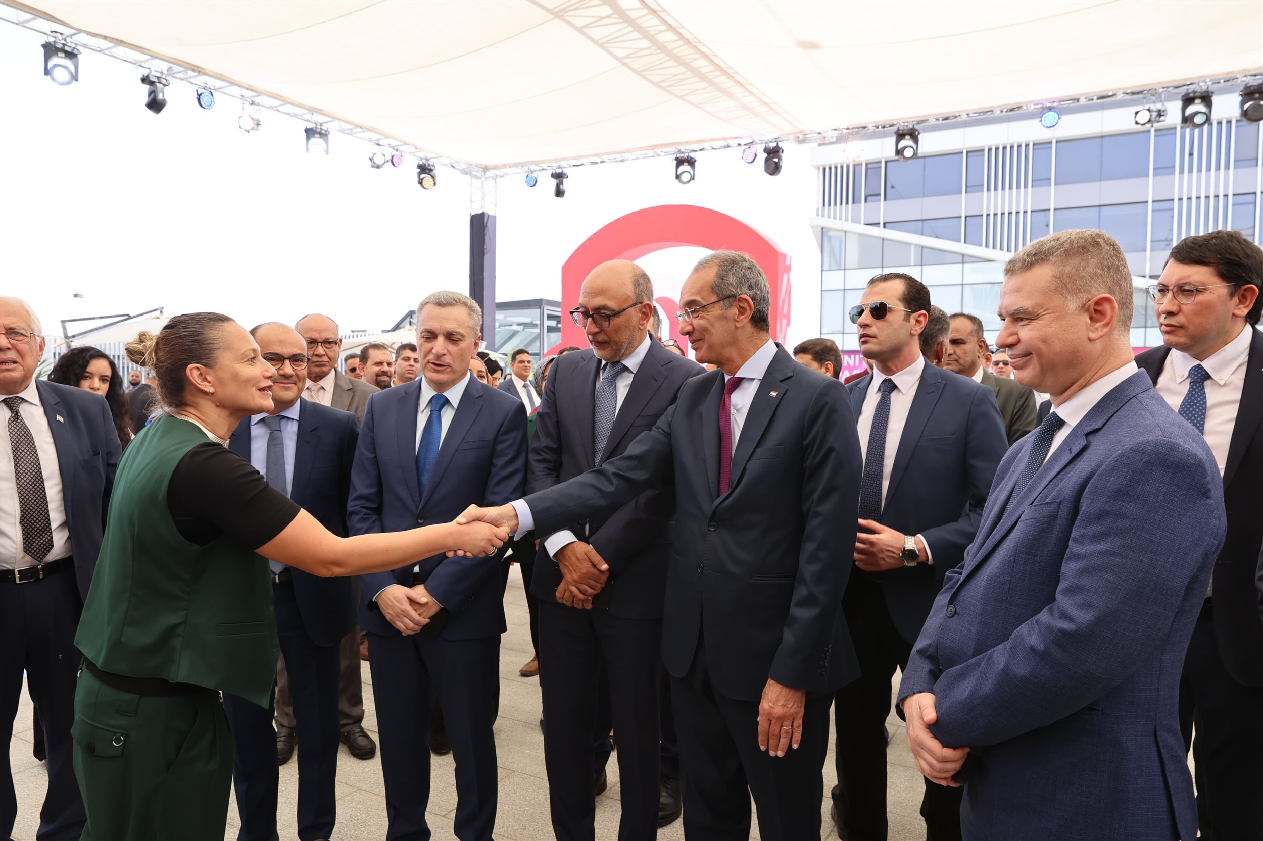 وزير الاتصالات يفتتح المقر الجديد لشركة إنتلسيا بمصر