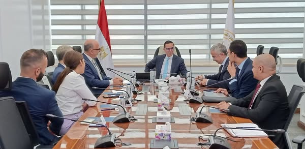 وزير الاستثمار يلتقى الرئيس التنفيذي لشركة Intelcia
