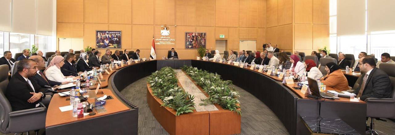 وزير الإسكان يترأس الجمعية العمومية لـ المقاولون العرب