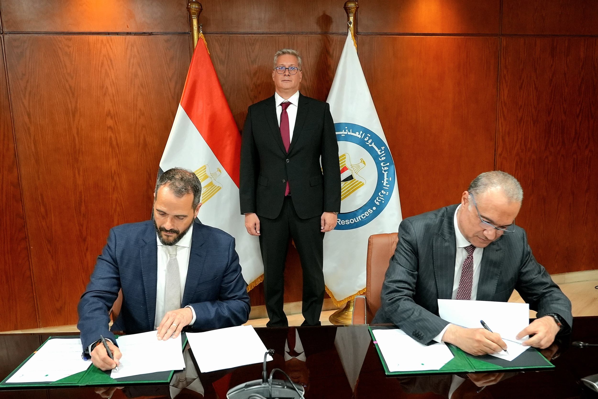 ايجاس توقع مذكرة تفاهم مع شركة إكسون موبيل ايجيبت