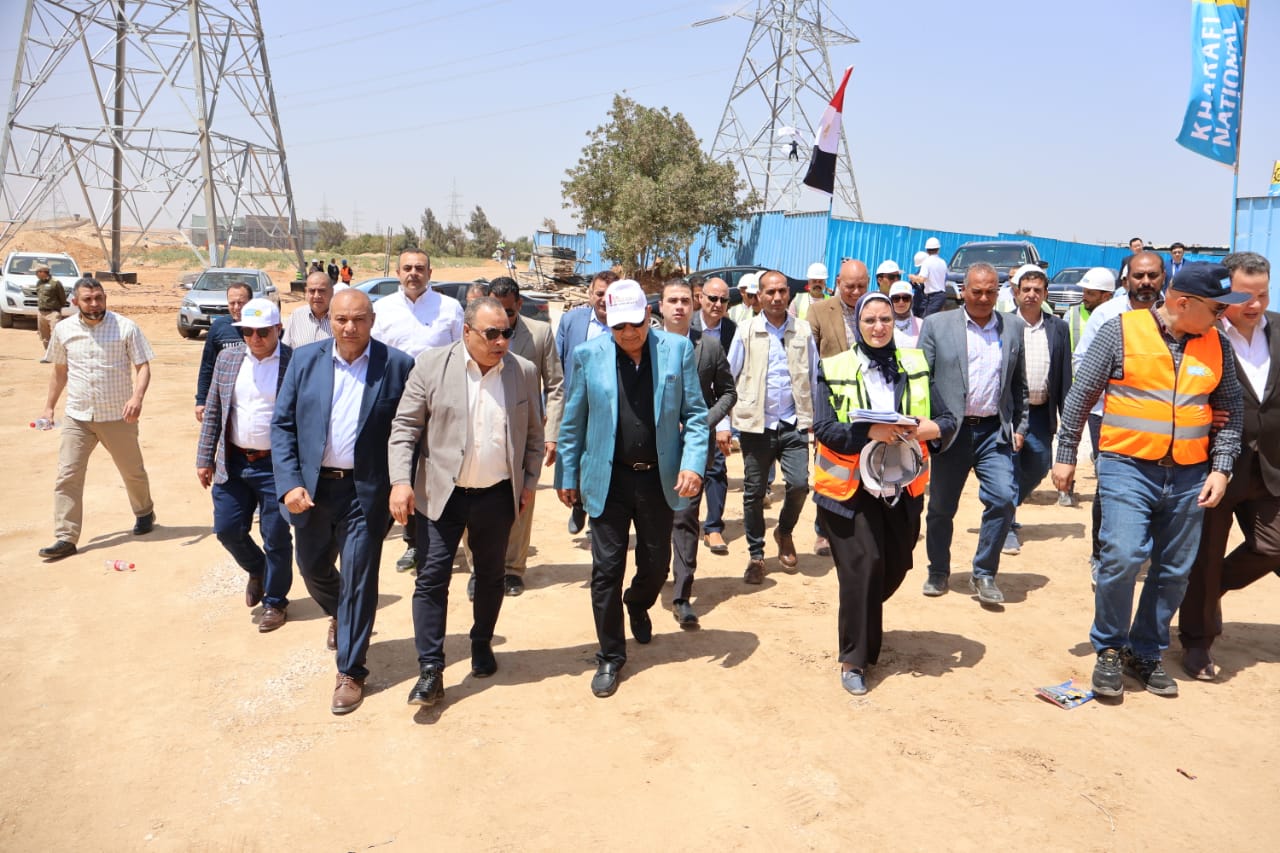 وزير الكهرباء يتفقد محطة محولات رشيد 2