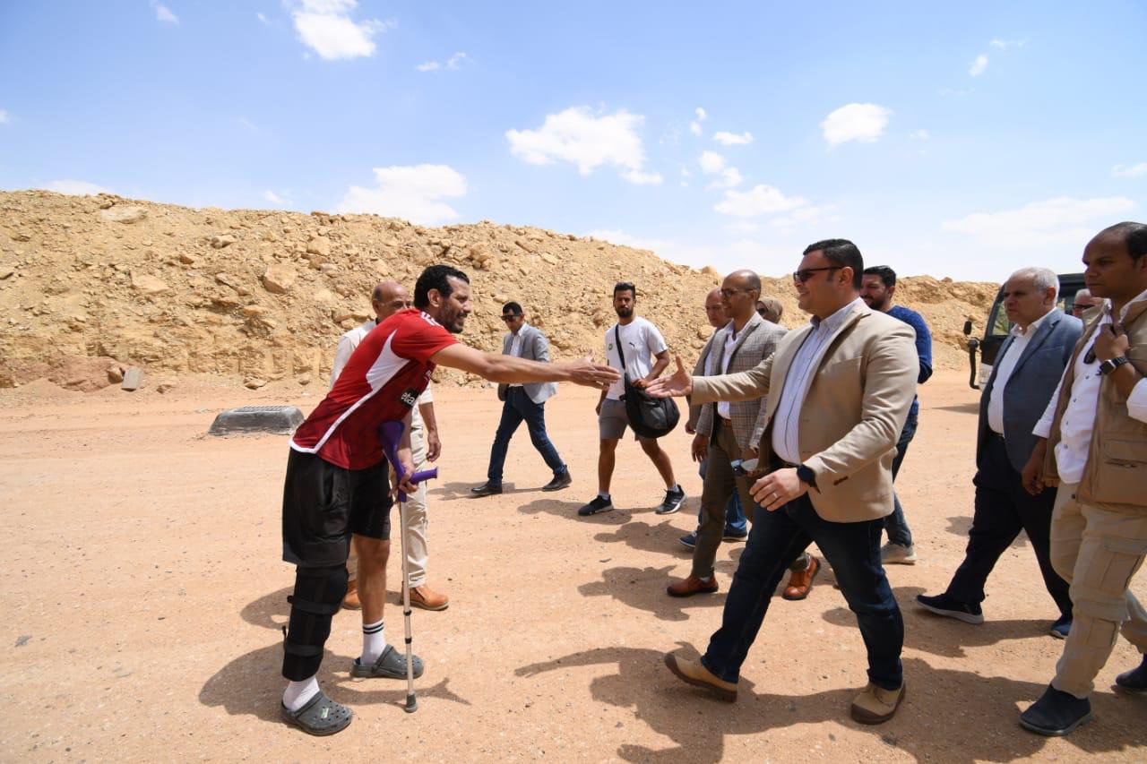 وزير الإسكان يتفقد مشروع سكن مصر بأرض المعارض بالقاهرة الجديدة