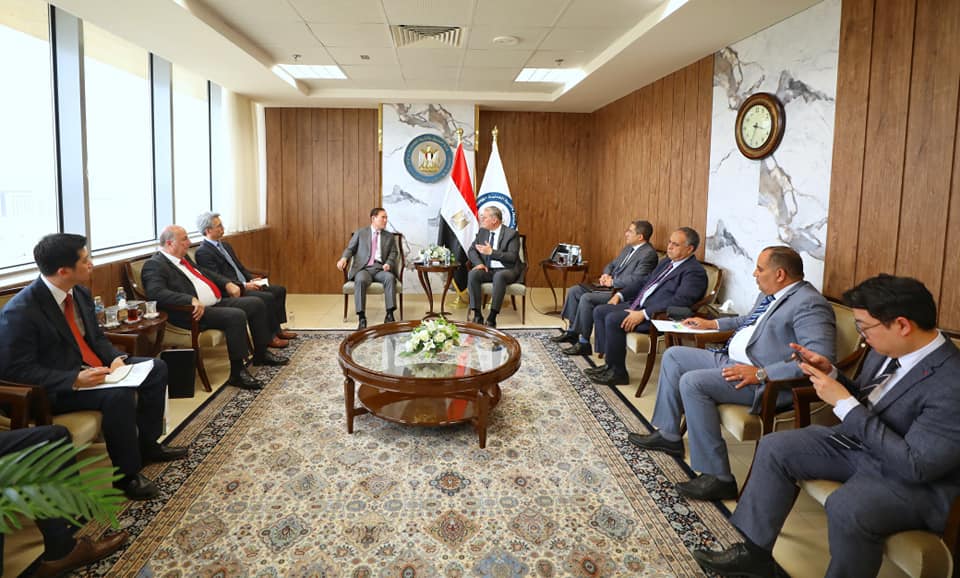وزير البترول يستقبل رئيس مؤسسة البترول الوطنية الكورية
