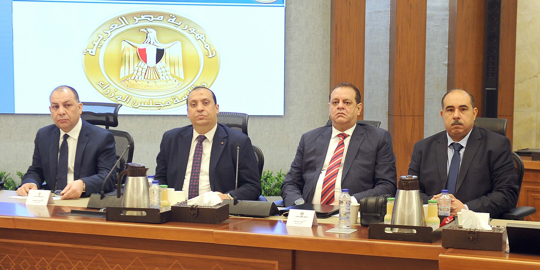 رئيس الوزراء يترأس الاجتماع السابع لمجلس المحافظين