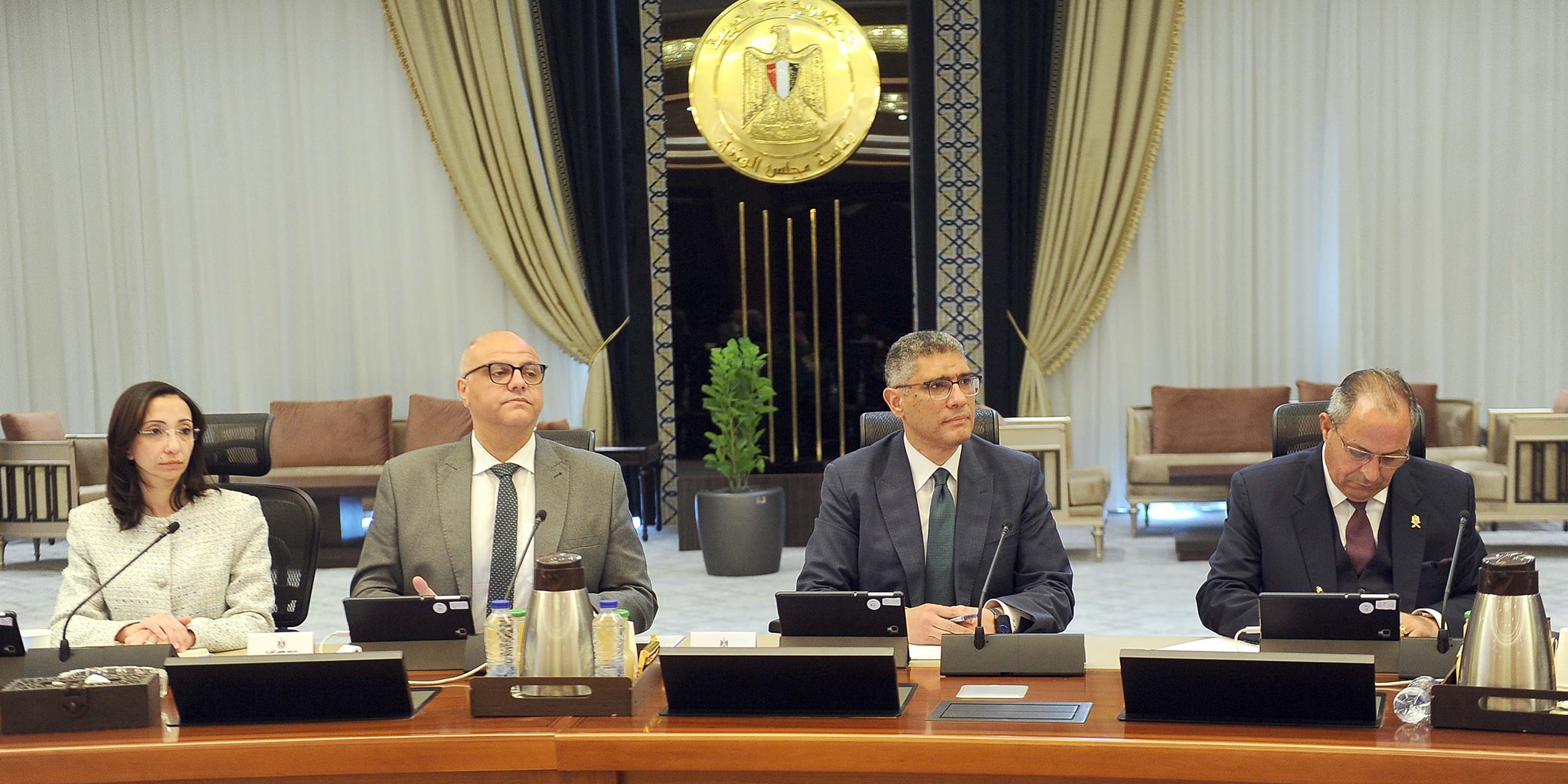 رئيس الوزراء يترأس الاجتماع السابع لمجلس المحافظين