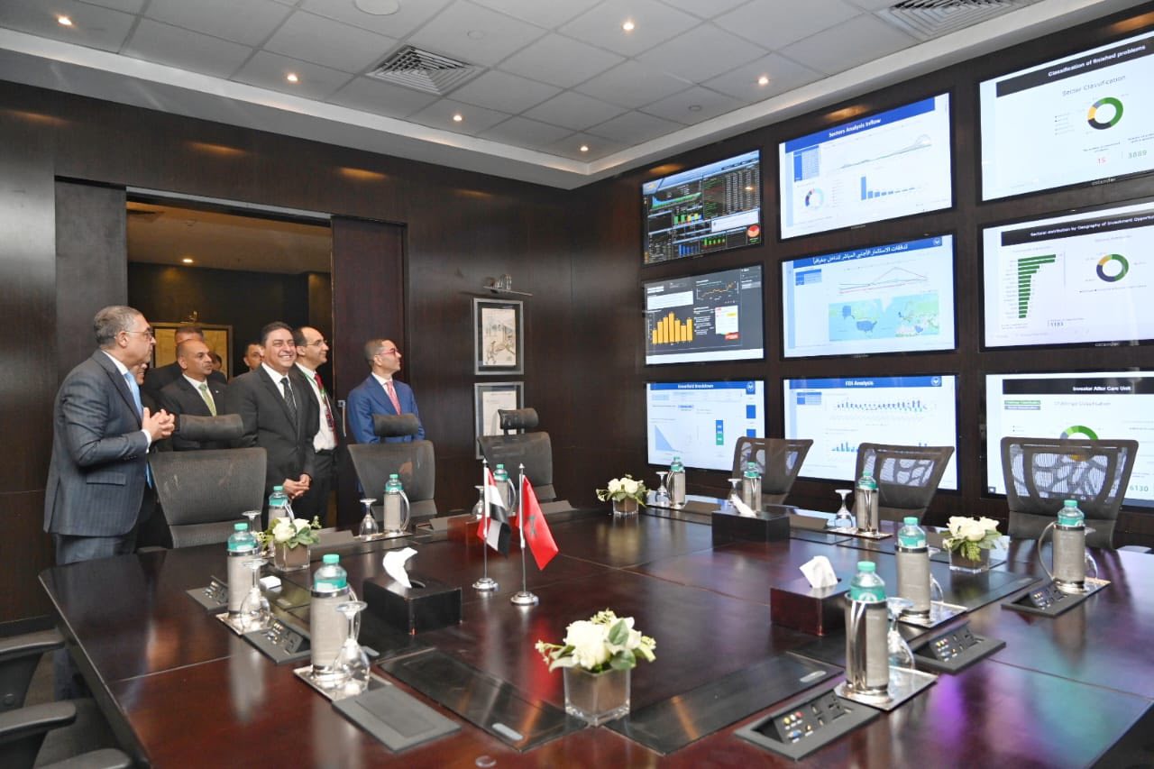 وزير الاستثمار يستقبل وزير التجارة الخارجية المغربي