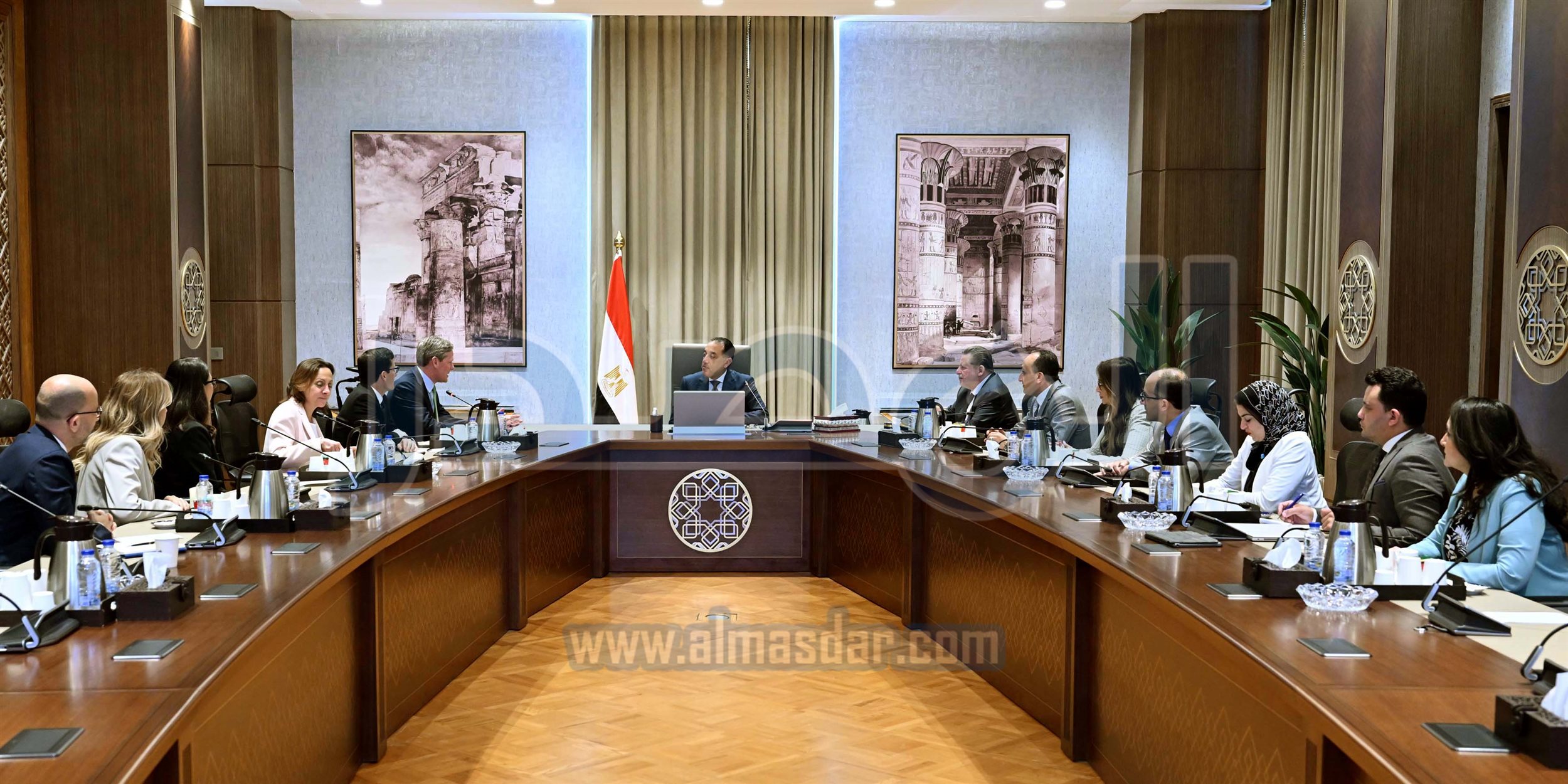 رئيس الوزراء يستقبل الرئيس التنفيذي لشركة فيزا