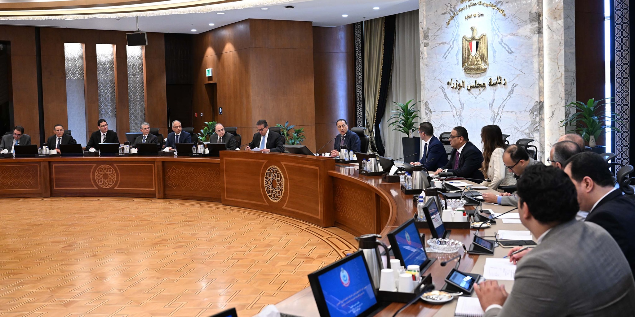 مدبولي يتابع إجراءات دخول الماركات العالمية إلى السوق المصري