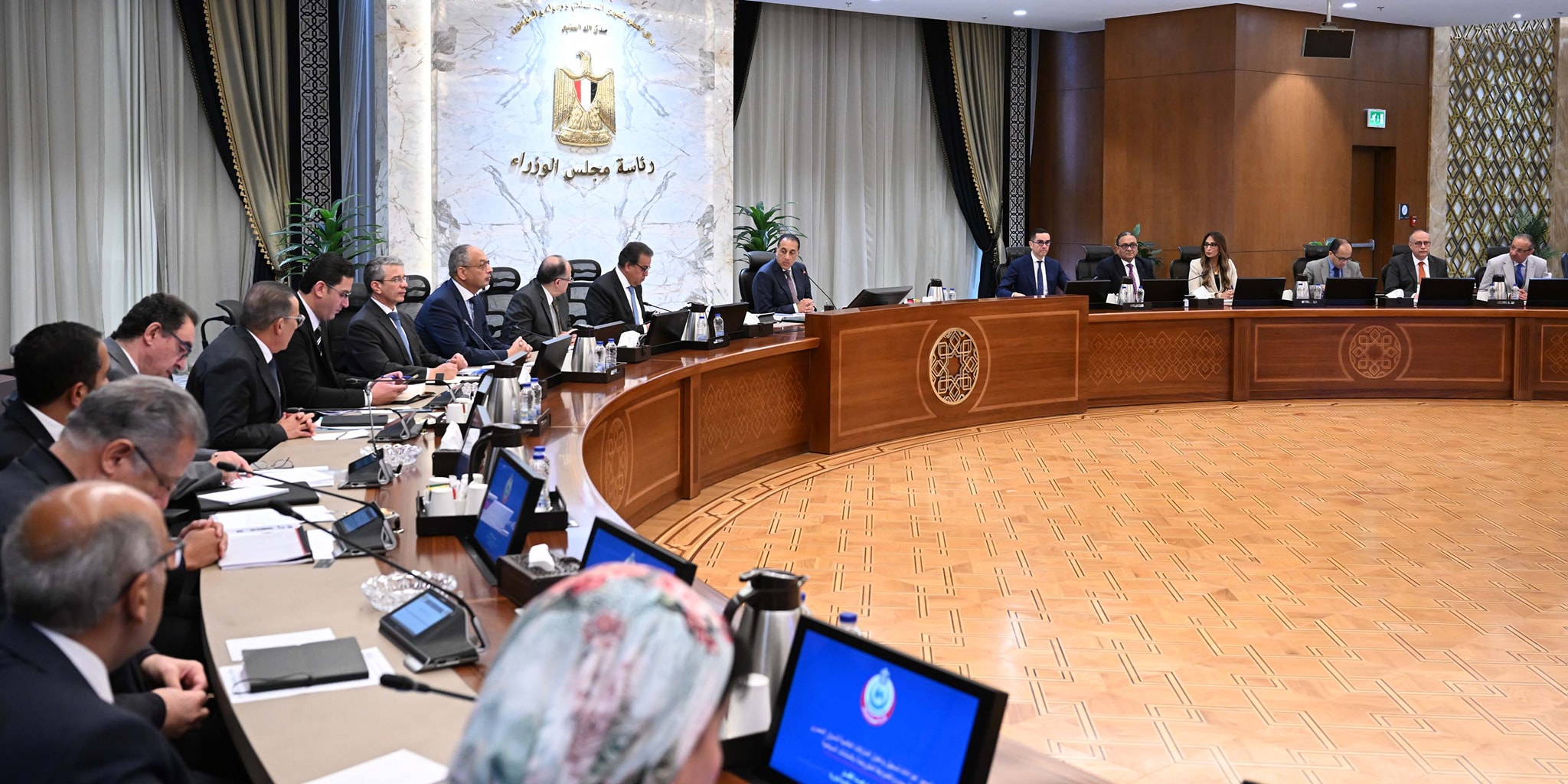 مدبولي يتابع إجراءات دخول الماركات العالمية إلى السوق المصري