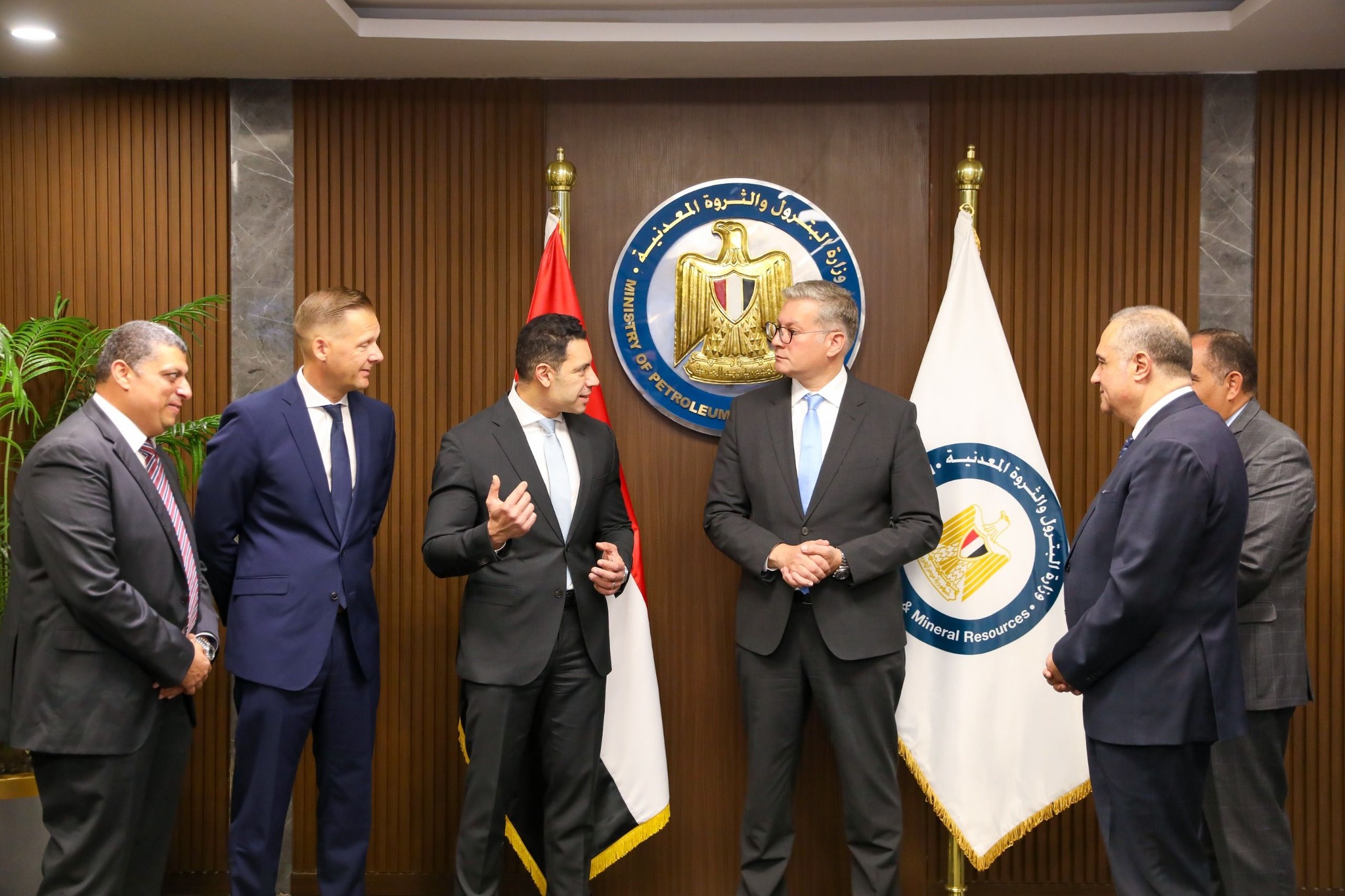 توقيع اتفاقية بين إيجاس وهاربور إنرجي للتوسع في حقل غاز دسوق