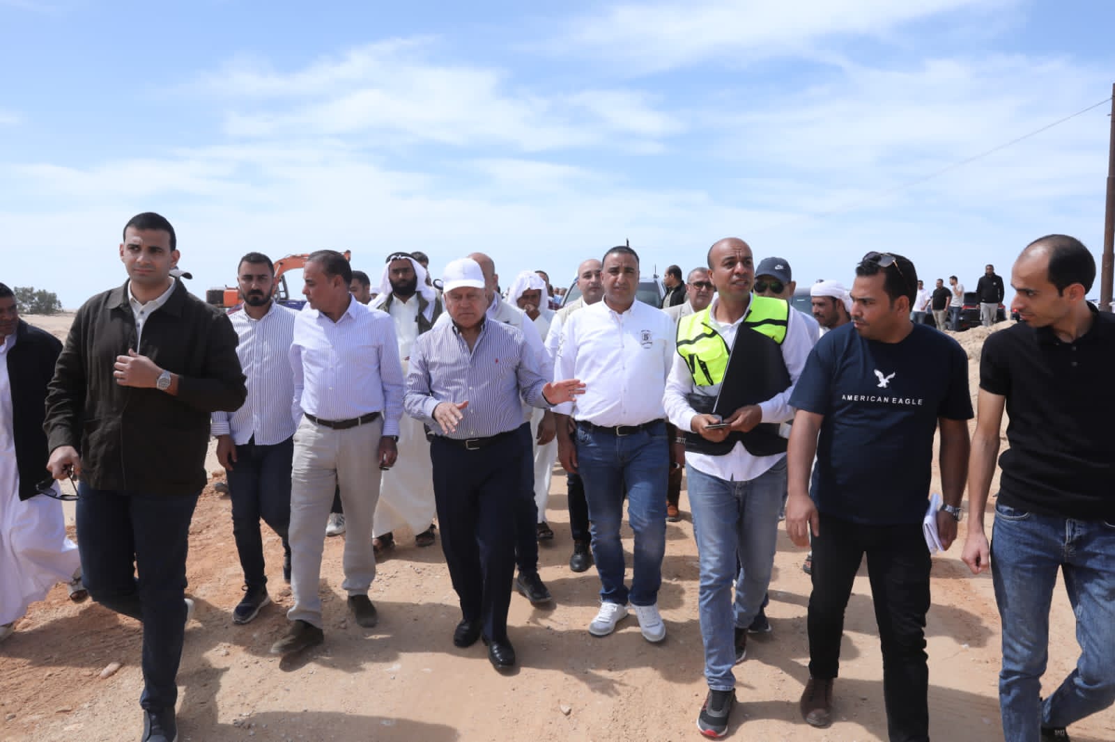 وزير النقل يتابع تنفيذ مشروع إنشاء خط سكة حديد بئر العبد