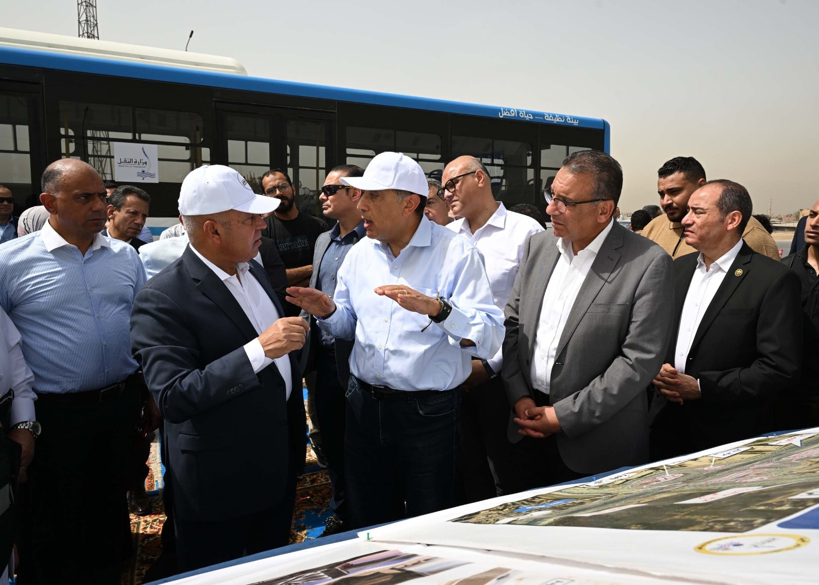 مدبولي يتفقد المرحلة الأولى من مشروع الأتوبيس الترددي