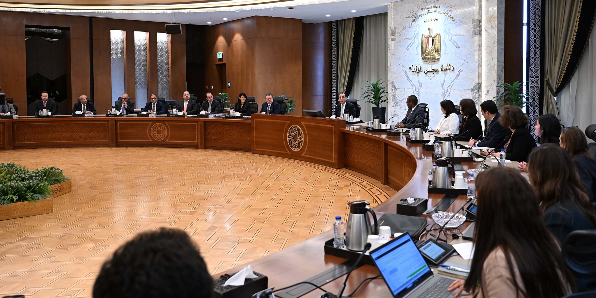 رئيس الوزراء يستقبل نائب المدير العام لصندوق النقد الدولي
