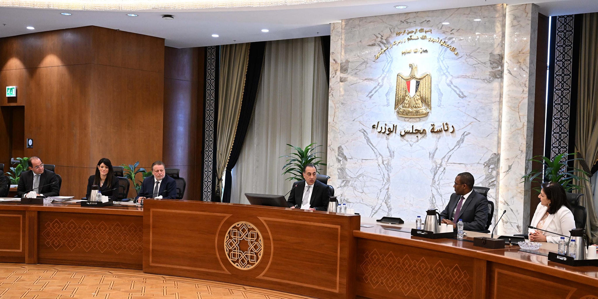 رئيس الوزراء يستقبل نائب المدير العام لصندوق النقد الدولي