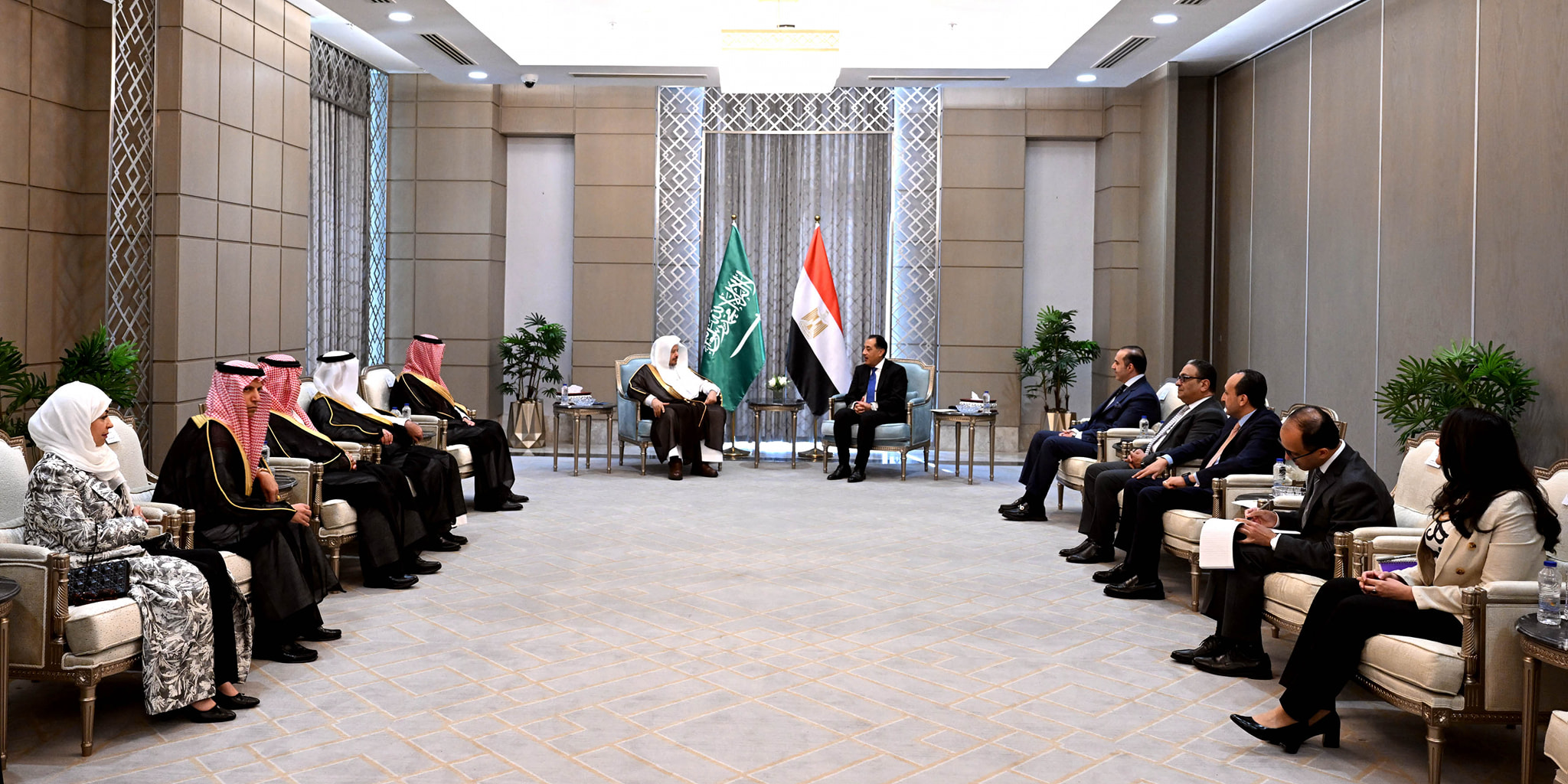 مدبولي يستقبل رئيس مجلس الشورى بالمملكة العربية السعودية
