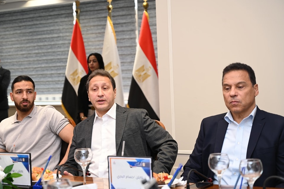 وزير الرياضة يستقبل بعثة الرياضيين العائدين من ليبيا