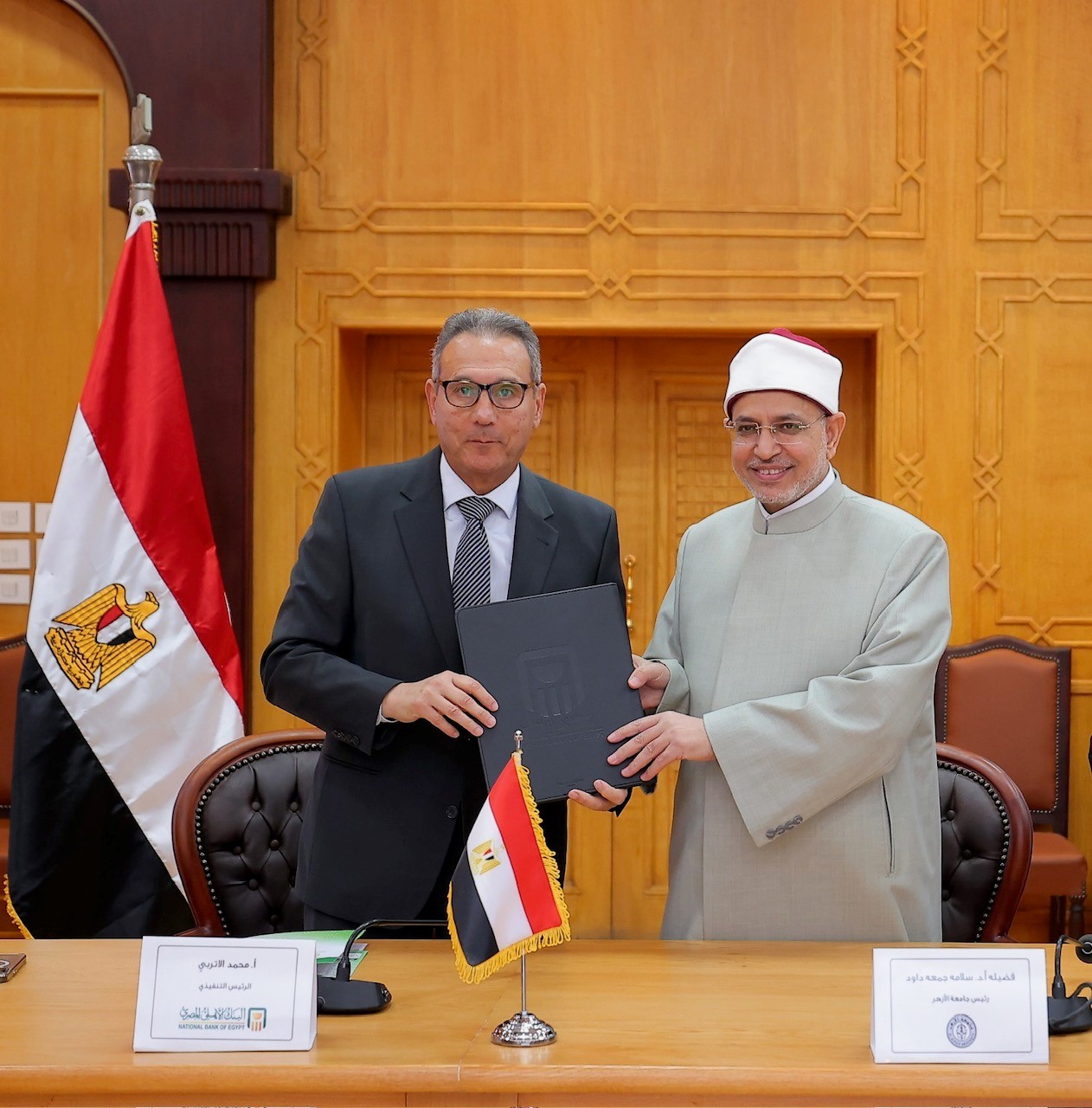 البنك الأهلي المصري يوقع بروتوكول تعاون جديد مع جامعه الأزهر