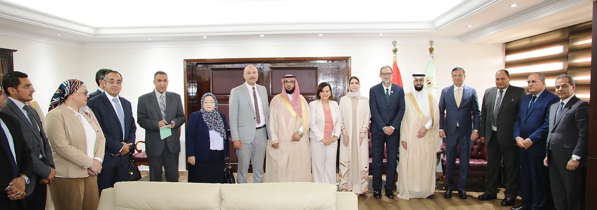 اجتماع وزير الزراعة مع رئيس هيئة الغذاء والدواء السعودية