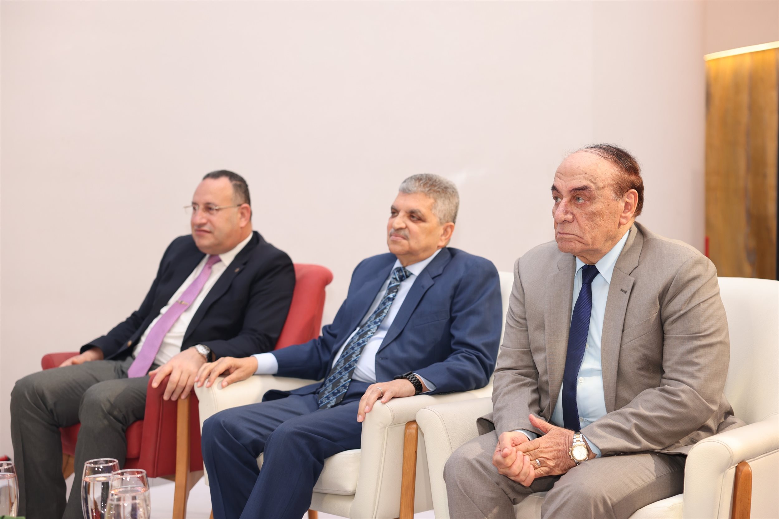 رئيس هيئة قناة السويس يشارك في الندوة الرئيسية للجمعية البحرية المصرية