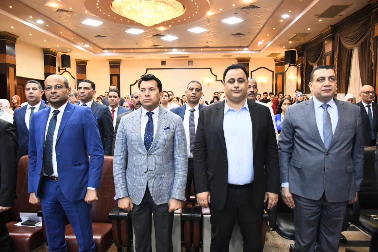 وزير الرياضة ورئيس البورصة يشهدان انطلاقة جديدة لدمج الشباب في المنظومة الاقتصادية
