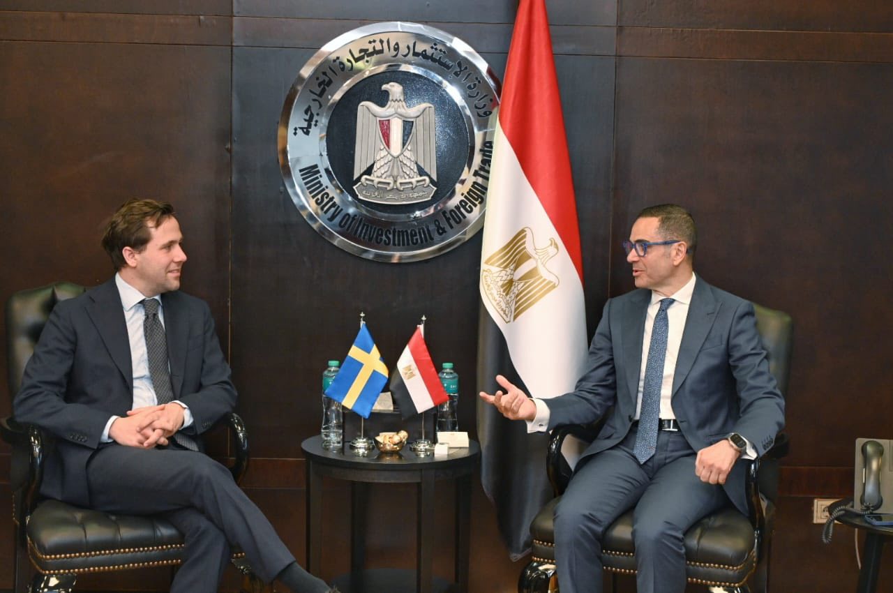 الخطيب يستقبل وزير التجارة الدولية والتعاون الإنمائي السويدي