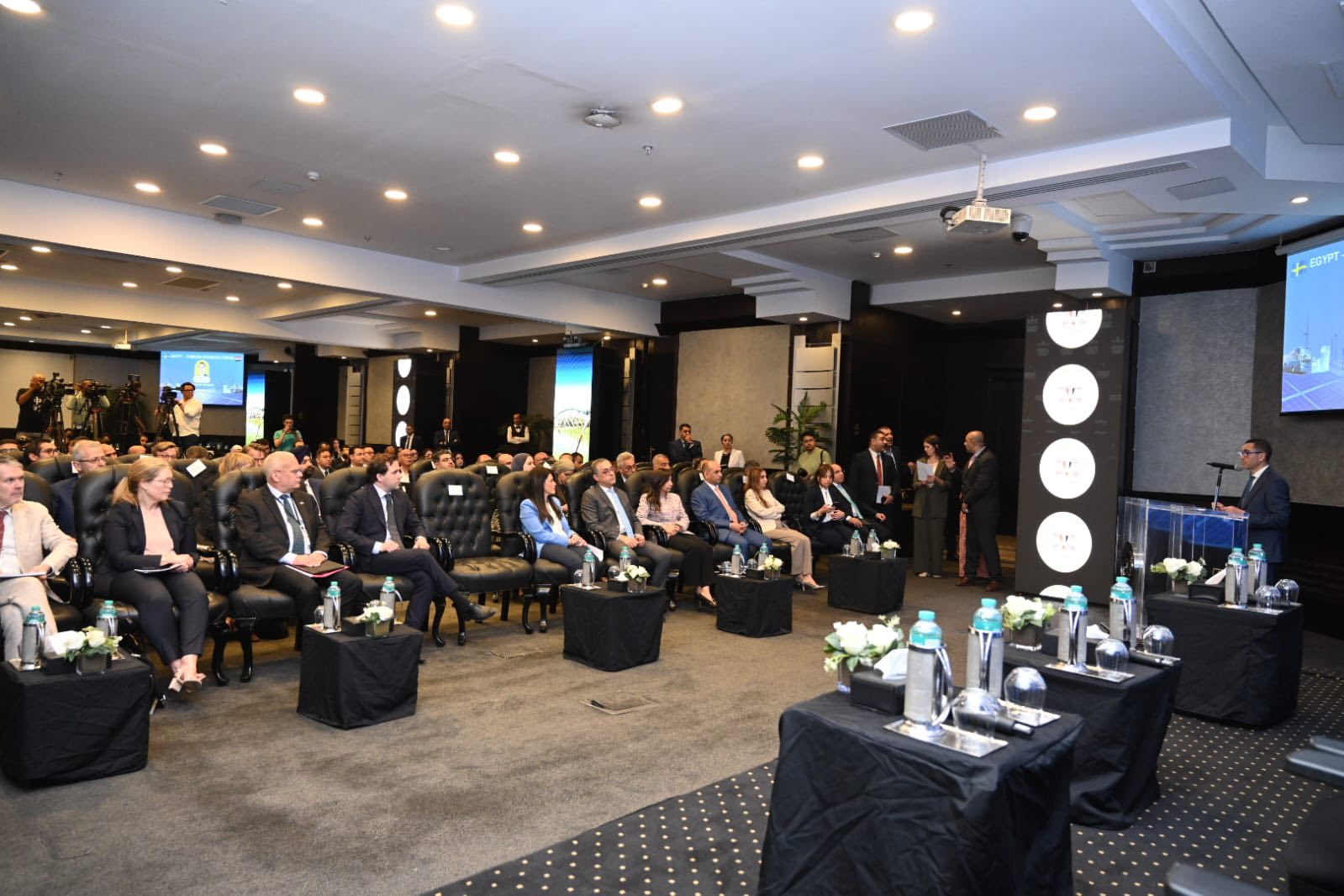 وزير الاستثمار يفتتح فعاليات منتدى الأعمال المصري السويدي